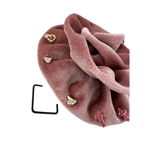 Free People Rosette Stud Earring Pack With Decorative Velvet Holder - Picture 3 of 5